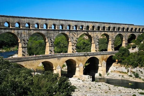 フランスで古代の水路 — ストック写真