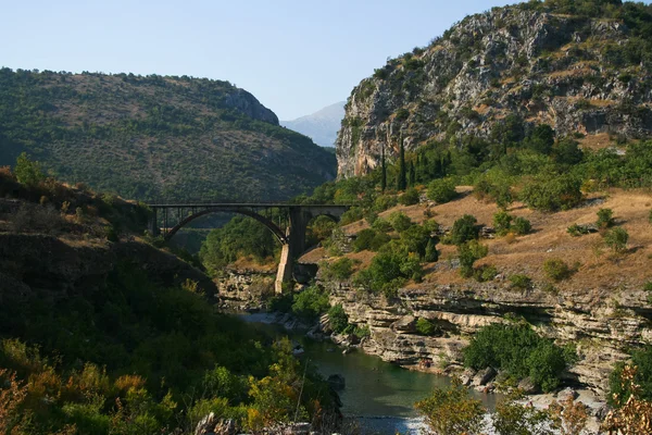 Vecchio ponte in Montenegro — Foto Stock