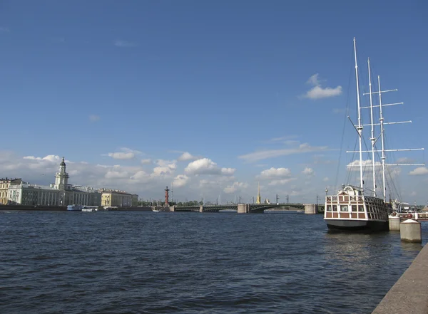St. Petersburg, floden Neva — Stockfoto