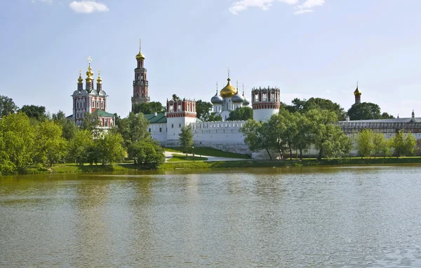 Moscovo, mosteiro de Novodevichiy — Fotografia de Stock