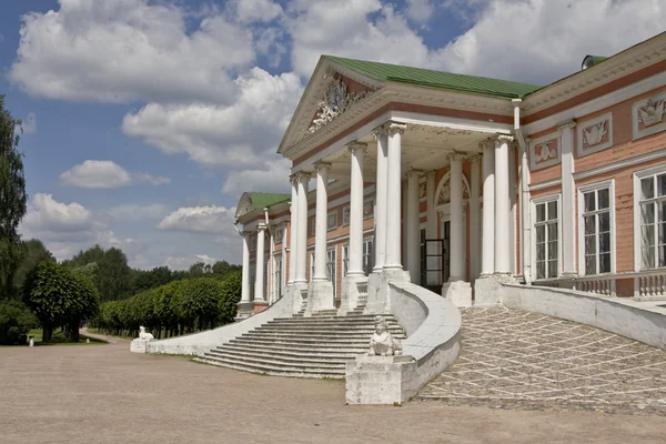 莫斯科，在 kuskovo 宫 — 图库照片