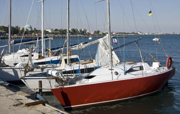 Jewpatorija, yachts in port — Stock Photo, Image
