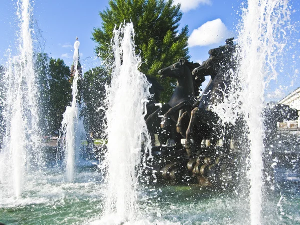 Mosca, fontana "Cavalli " — Foto Stock