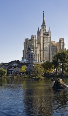Moskova, yüksek doğmak bina