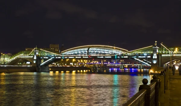 Moscú, Kievskiy (Bogdan Hmelnitskiy) puente — Foto de Stock