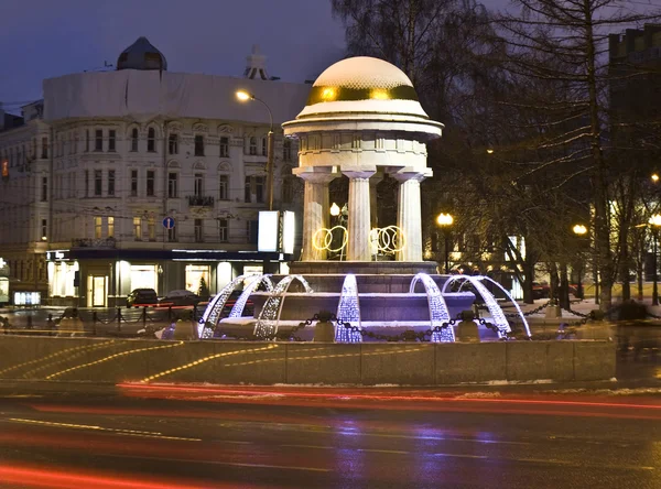 Moscou, fontaine électrique d'hiver — Photo