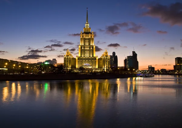 Moskau, hotel "ukraine" ("radisson royal") — Stockfoto
