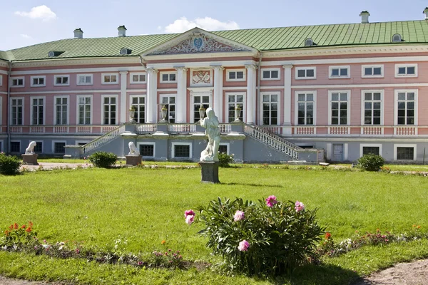 Moscow, palace in Kuskovo — Stock Photo, Image