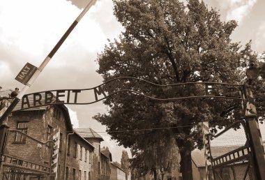 Auschwitz kapı girişi, Polonya'daki auschwitz toplama kampı