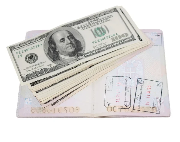 Passaporte biométrico e nota de cem dólares isolados em fundo branco — Fotografia de Stock