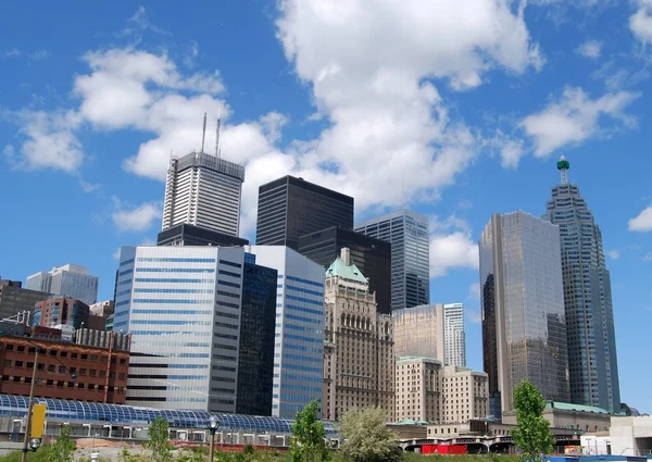 Висока зростання будівлі в Торонто, Канада — стокове фото