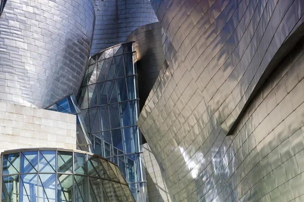 Na zewnątrz Muzeum Guggenheima — Zdjęcie stockowe