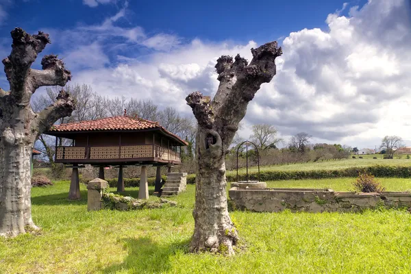 Horreo en Asturias, Espagne — Photo