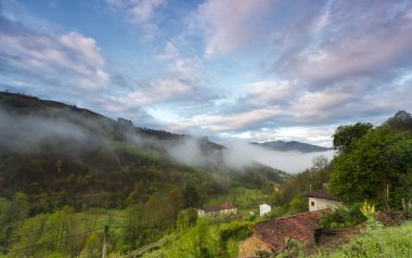 Asturias dağ manzarası