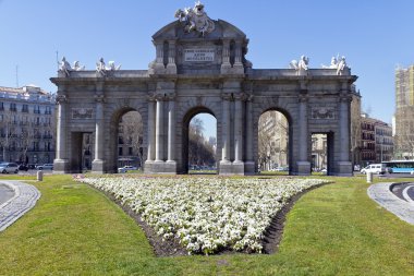 Puerta de alcala. Alcala kapısı Madrid