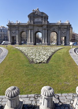 Puerta de Alcala. Alcala gate in Madrid clipart