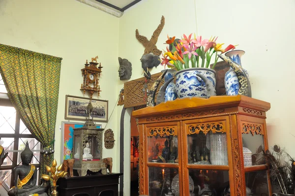 Thaise antieke decoratie stijl huis — Stockfoto