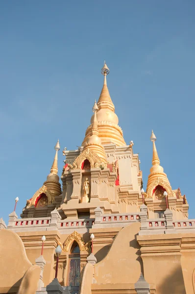 Pagode templo tailandês — Fotografia de Stock