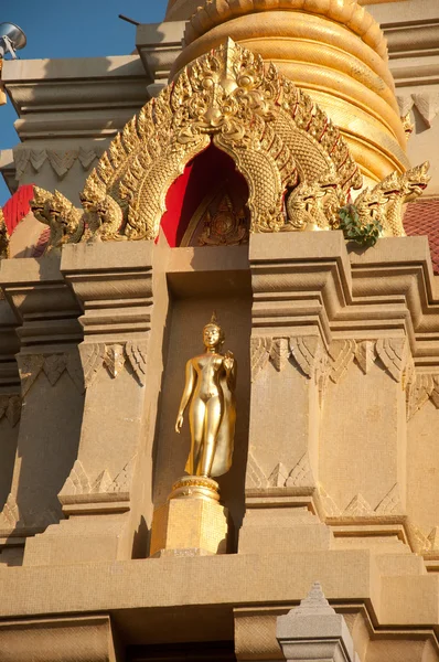 Buddha statue in thai temple — Stock Photo, Image