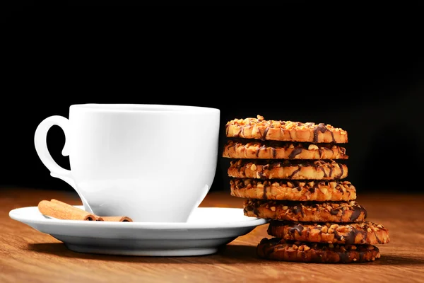 Печенье с чаем — стоковое фото