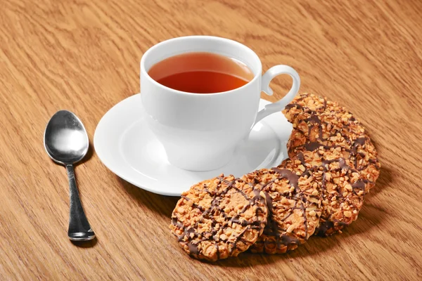 Soubory cookie s čajem — Stock fotografie