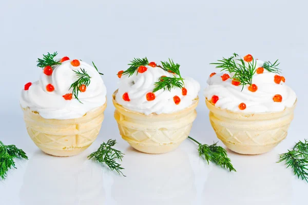 Домашние торты с белым кремом — стоковое фото