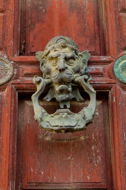 Doorknocker