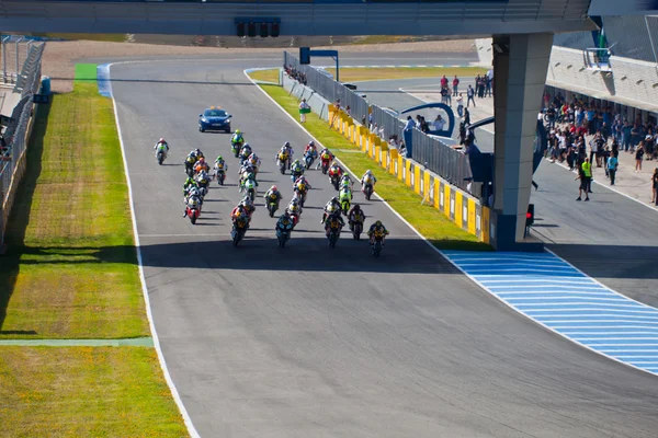 Início da corrida de Moto2 do Campeonato CEV — Fotografia de Stock