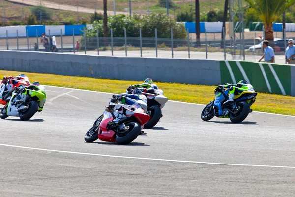 Moto2 cev 冠军比赛的开始 — 图库照片