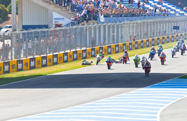 Comienzo desigual de la carrera de 125cc del Campeonato CEV —  Fotos de Stock