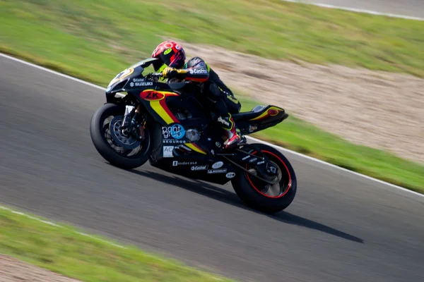 Pilota di motociclismo di Formula Extreme nel campione spagnolo — Foto Stock
