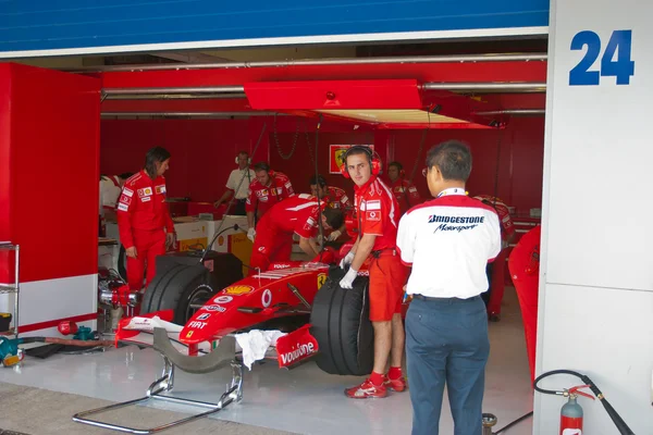Team Ferrari F1, Engineers — Stock Photo, Image