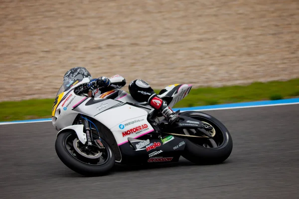 Moto2 クラスで cev のダニエル アルカス パイロット — ストック写真