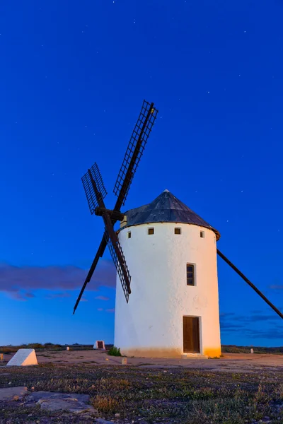 Ветряные мельницы — стоковое фото