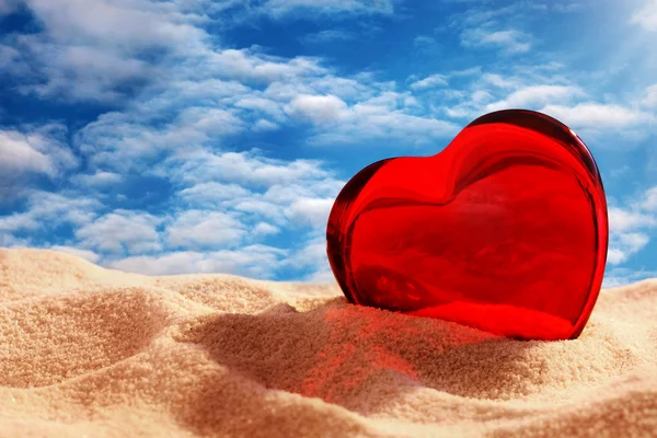 빨간 유리 심장 — 스톡 사진