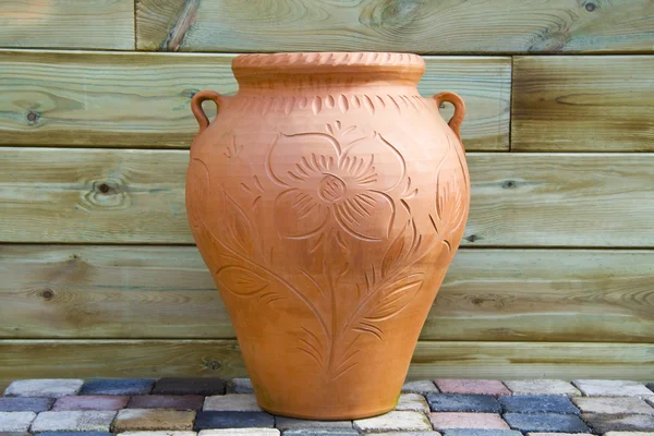 Jarrón de cerámica grande — Foto de Stock