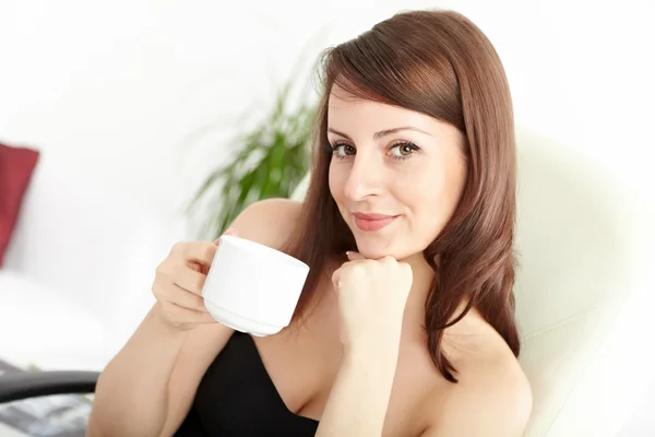 Business woman drinking coffee — Stock Photo, Image