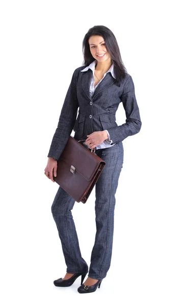 Pełen obraz pewnej siebie kobiety biznesowej trzymającej walizkę — Zdjęcie stockowe