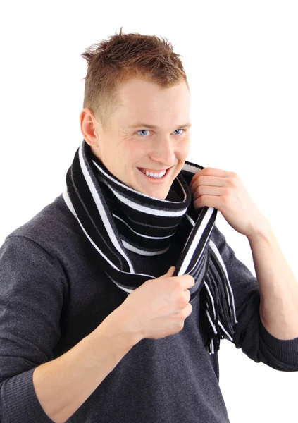 Homme heureux montrant son écharpe — Photo