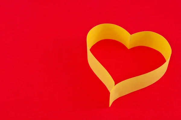 Paper Heart, a symbol of the holiday Valentine's Day — Stock Photo, Image