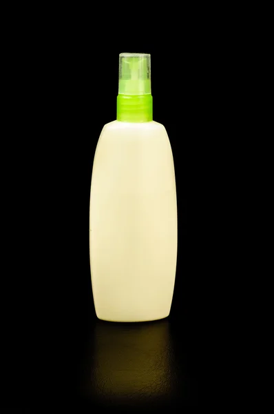 Бутылка шампуня — стоковое фото