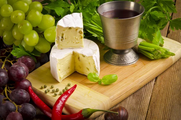 Diferentes tipos de queso — Foto de Stock