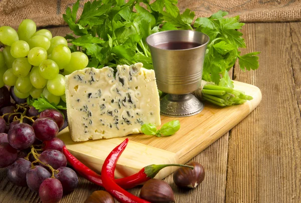 Diferentes tipos de queijo — Fotografia de Stock