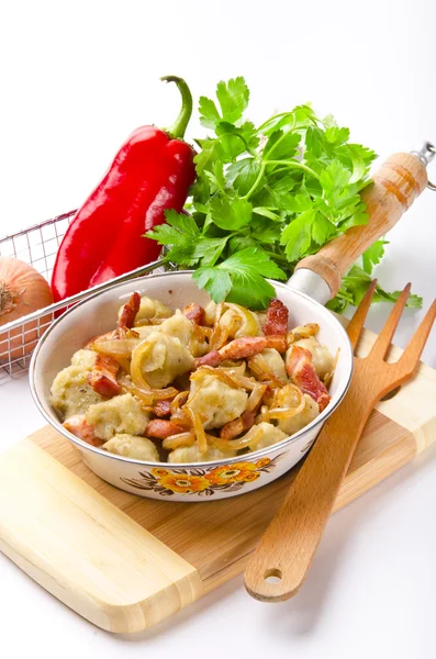 Schlesische Kartoffelklösse mit Kasseler und Sauerkraut — Stock Photo, Image