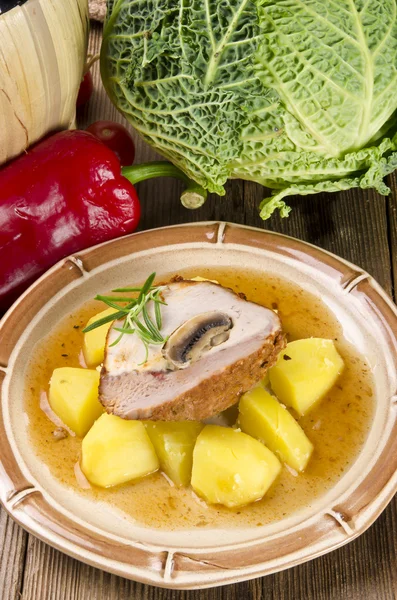 Mięso beefs oliwek z papryką — Zdjęcie stockowe