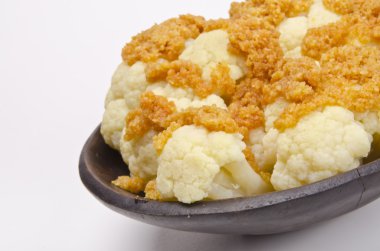 Cauliflower with breadcrumbs