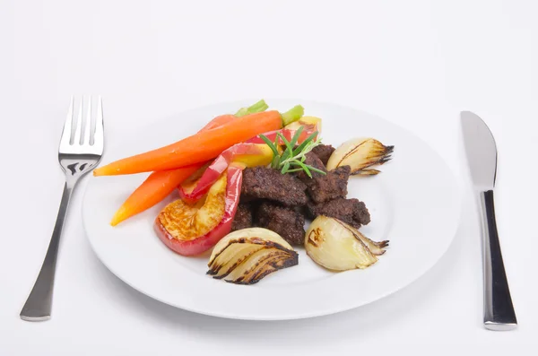 stock image Roasted liver with vegetables and apple