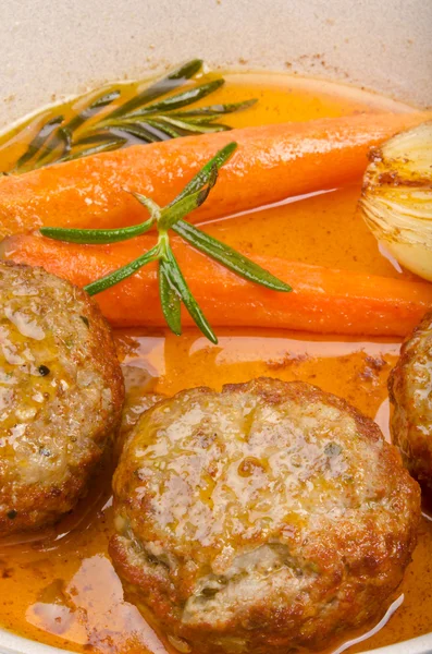 Rissoles with vegetables — Stock Photo, Image