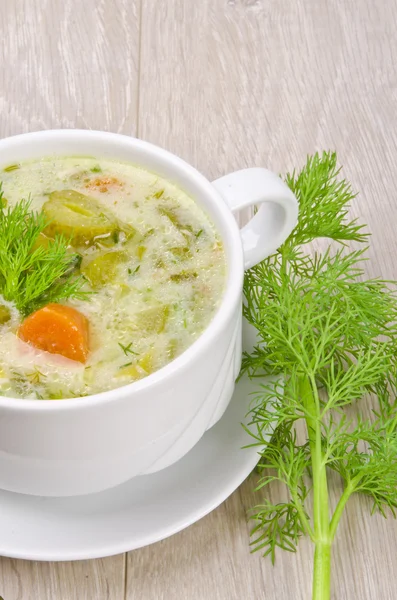 Cucumber soup — Stock Photo, Image