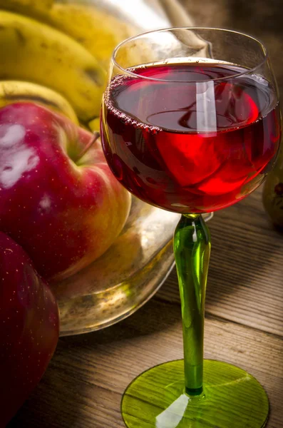 Víno a ovoce — ストック写真